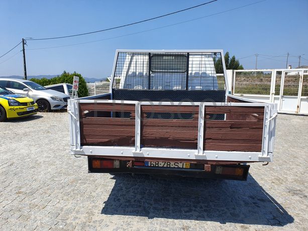 Toyota Dyna 150 · Ano 2001