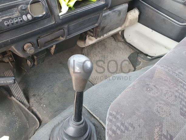 Toyota Dyna 150 · Ano 2001