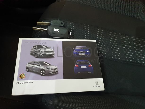 Peugeot 308 · Ano 2015