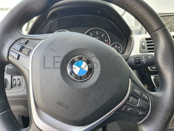 BMW 320D · Ano 2015