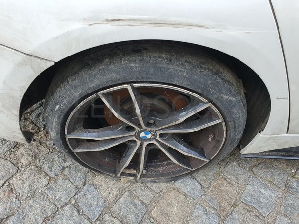 BMW 320D · Ano 2015