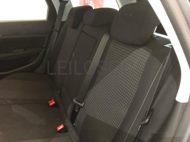 Peugeot 308 · Ano 2017