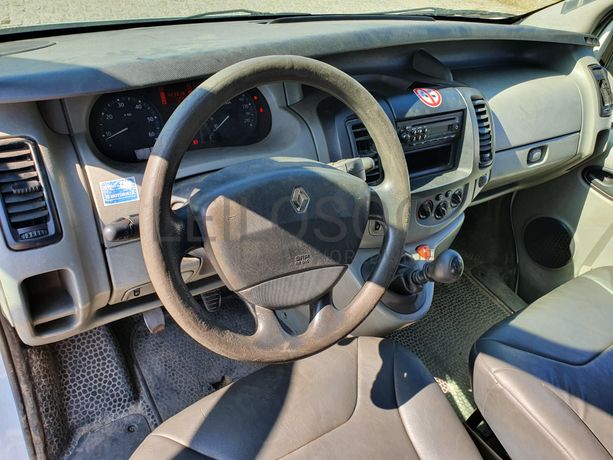 Renault Trafic · Ano 2009