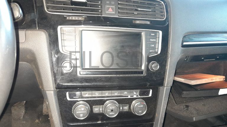 Volkswagen Golf TDI · Ano 2016