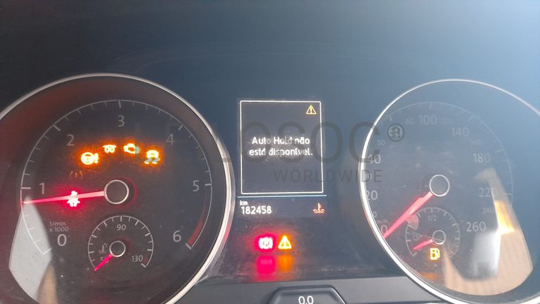 Volkswagen Golf TDI · Ano 2016