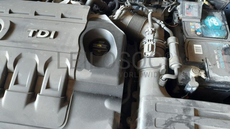 Volkswagen Golf TDI · Ano 2016