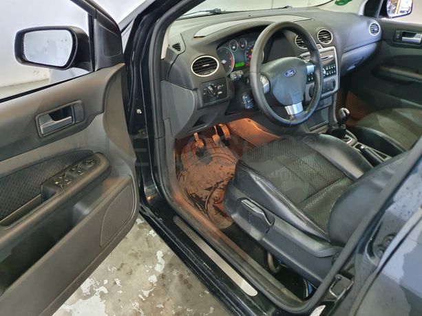Ford Focus · Ano 2005