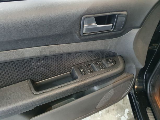 Ford Focus · Ano 2005