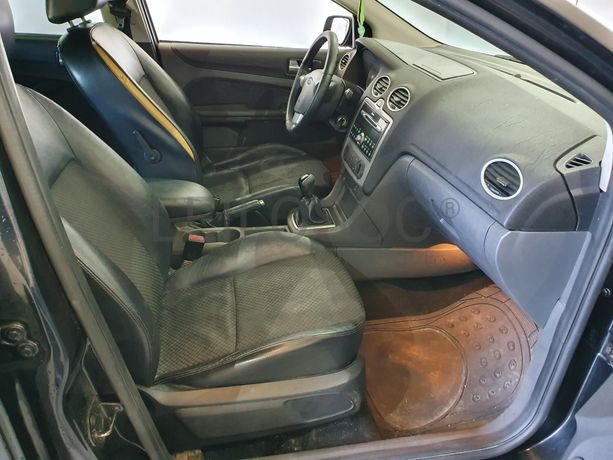 Ford Focus · Ano 2005