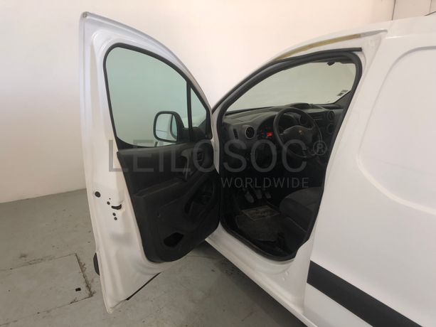 Peugeot Partner · Ano 2017