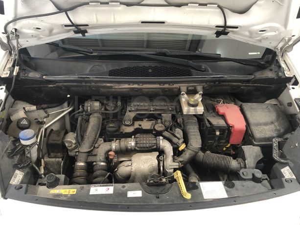 Peugeot Partner · Ano 2017