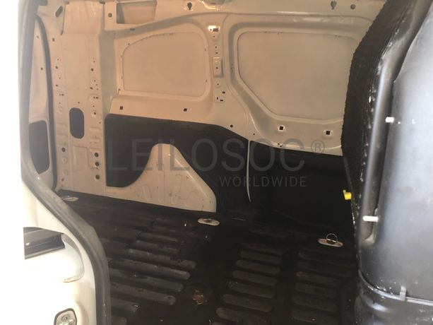 Peugeot Partner · Ano 2017