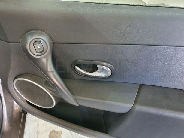 Renault Clio · Ano 2011