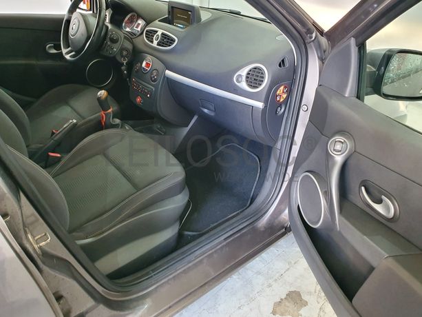 Renault Clio · Ano 2011
