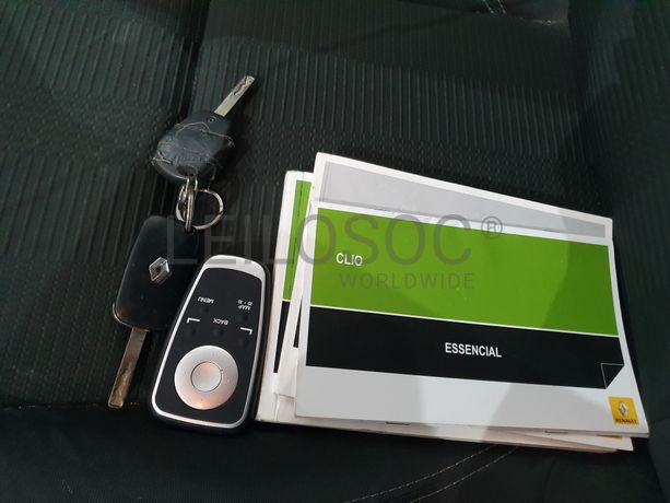 Renault Clio · Ano 2011