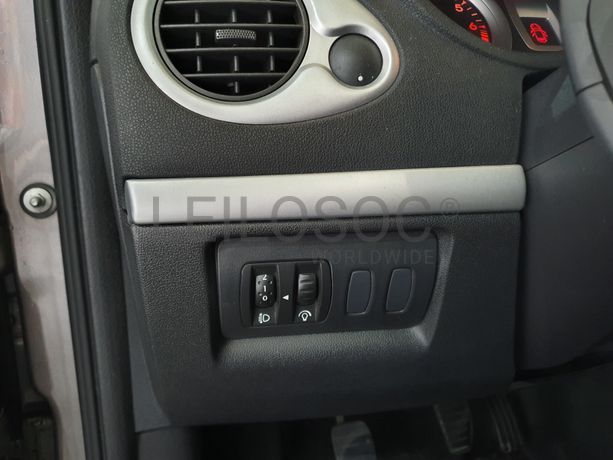 Renault Clio · Ano 2011