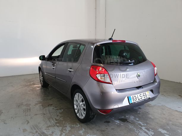 Renault Clio · Ano 2011