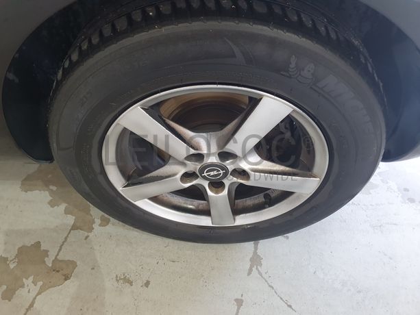 Opel Astra 1.7 CDTI · Ano 2012