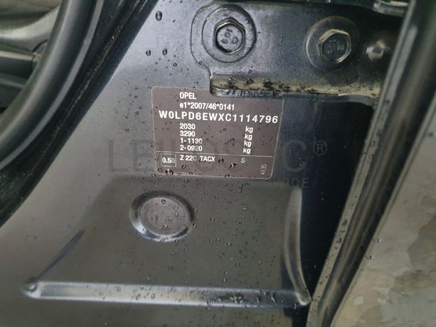 Opel Astra 1.7 CDTI · Ano 2012