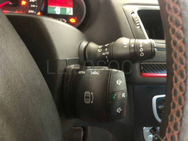 Renault Mégane III Coupé · Ano 2013