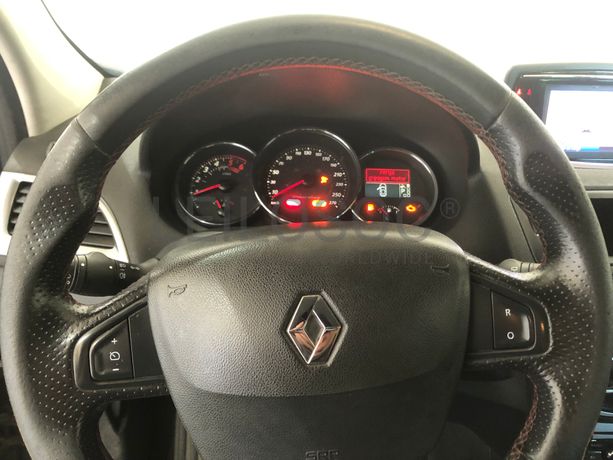 Renault Mégane III Coupé · Ano 2013