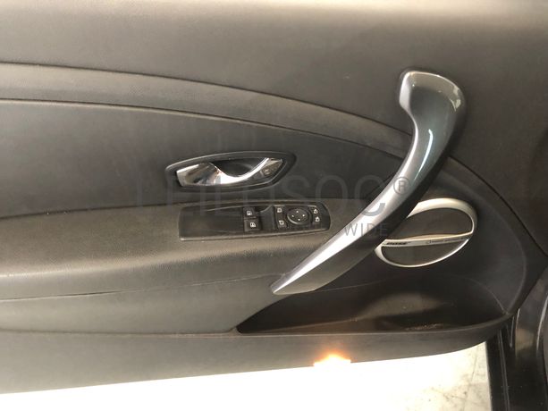 Renault Mégane III Coupé · Ano 2013