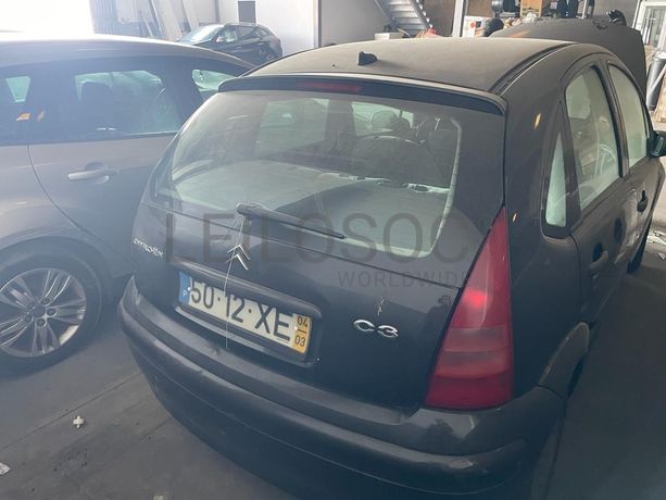 Citroën C3 1.1 i · Ano 2004