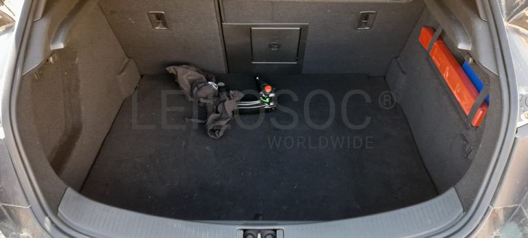 Opel Astra 1.7 CDTI · Ano 2014