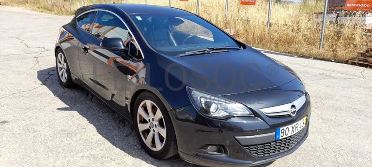 Opel Astra 1.7 CDTI · Ano 2014