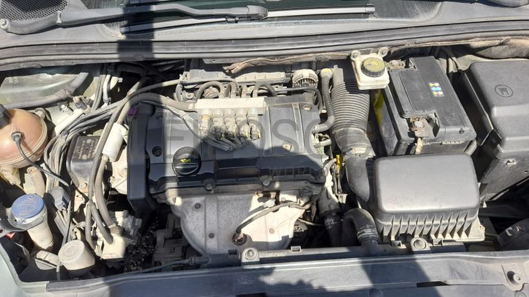 Peugeot 307 · Ano 2004