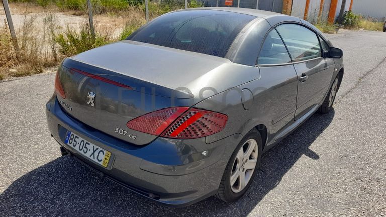 Peugeot 307 · Ano 2004