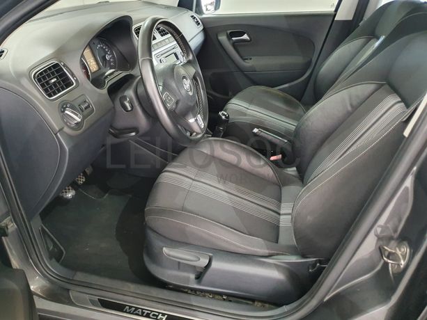 Volkswagen Polo · Ano 2012
