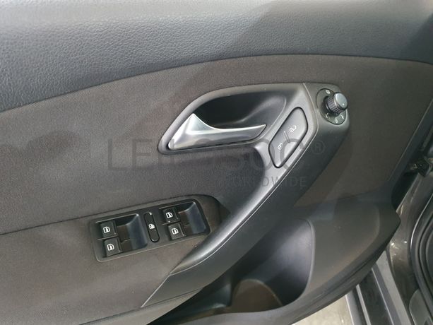 Volkswagen Polo · Ano 2012