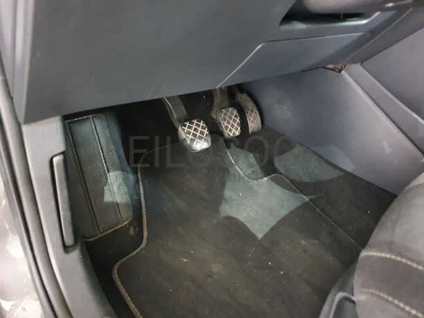 Volkswagen Polo · Ano 2012