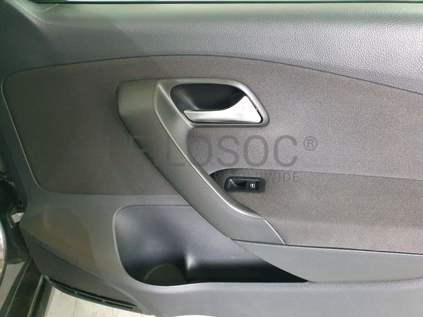 Volkswagen Polo · Ano 2012