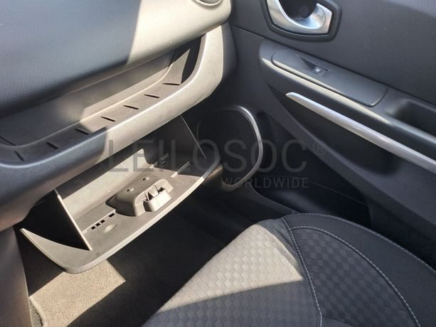 Renault Clio · Ano 2016