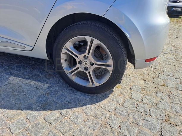 Renault Clio · Ano 2016