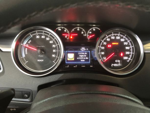 Peugeot 508 RXH Híbrido Diesel · Ano 2012