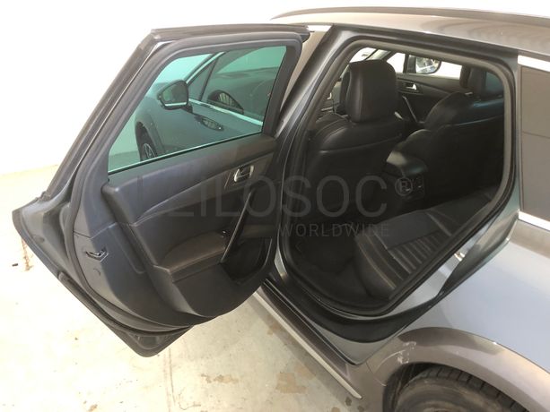 Peugeot 508 RXH Híbrido Diesel · Ano 2012