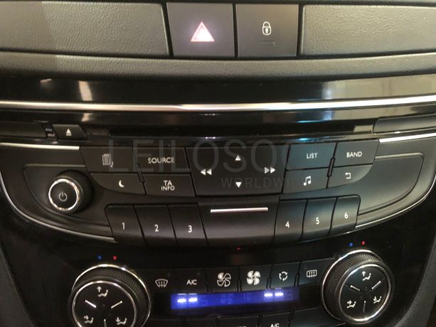 Peugeot 508 RXH Híbrido Diesel · Ano 2012