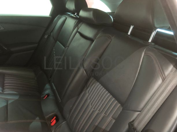 Peugeot 508 RXH Híbrido Diesel · Ano 2012