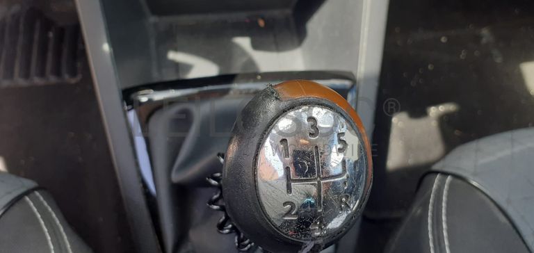 Renault Clio 1.5 DCI · Ano 2013