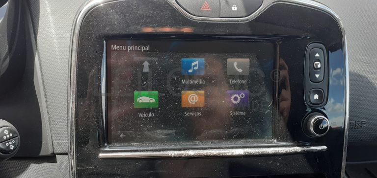 Renault Clio 1.5 DCI · Ano 2013