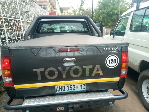 Toyota Hilux SR5