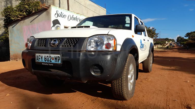 Nissan Hardbody 2.95m