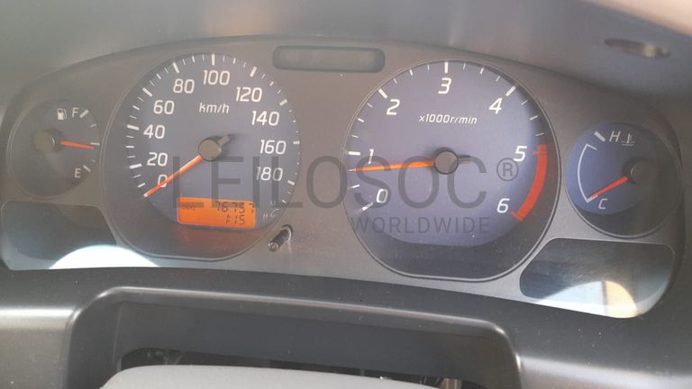 Nissan Hardbody 2.95m