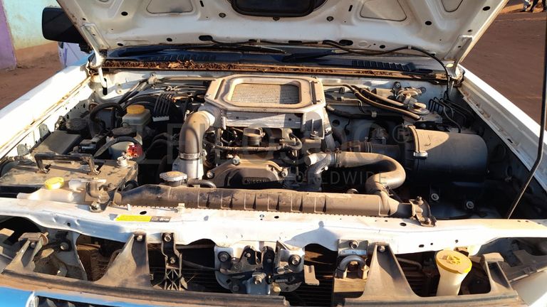 Nissan Hardbody 2.95m