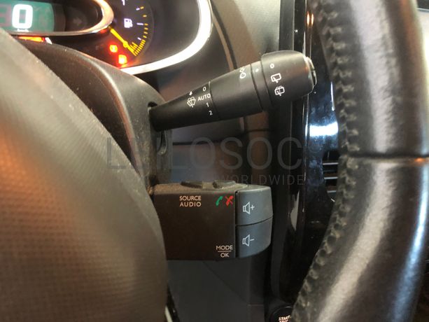 Renault Clio · Ano 2015