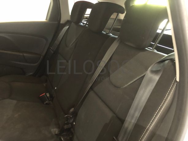 Renault Clio · Ano 2015