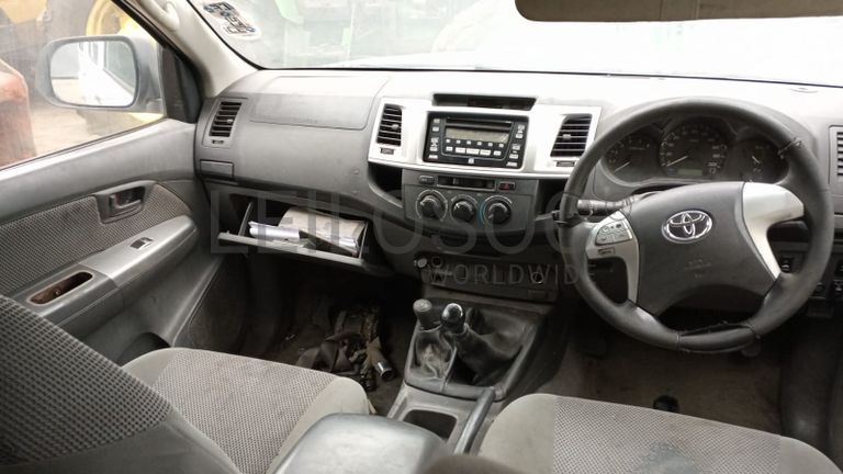 Toyota  Hilux